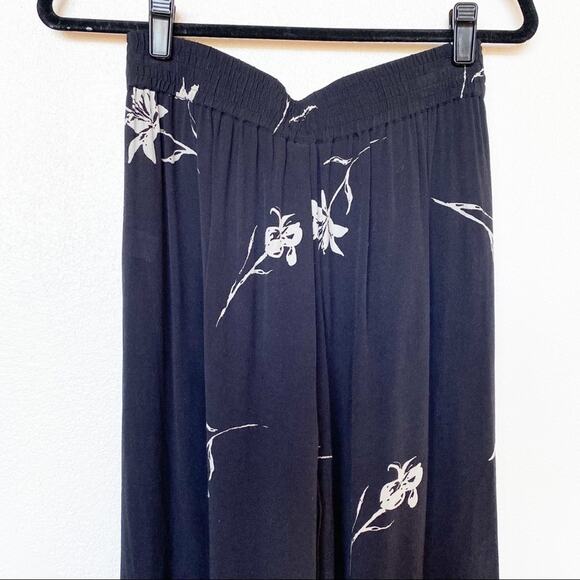 Halogen Black Floral Pattern Wide Leg Pants Size Small - Picture 5 of 7